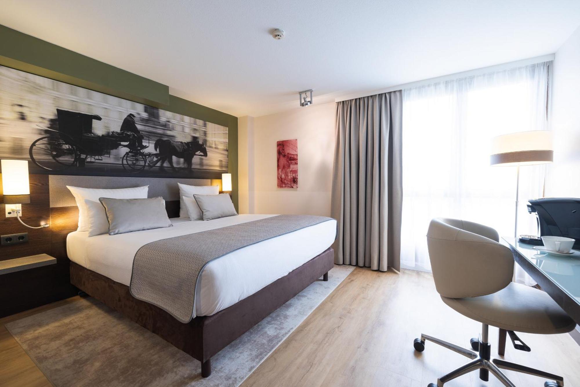 Leonardo Vienna Westbahnhof Hotel Luaran gambar Room in the hotel
