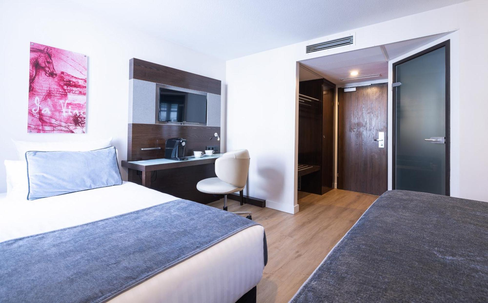 Leonardo Vienna Westbahnhof Hotel Luaran gambar Room at the hotel