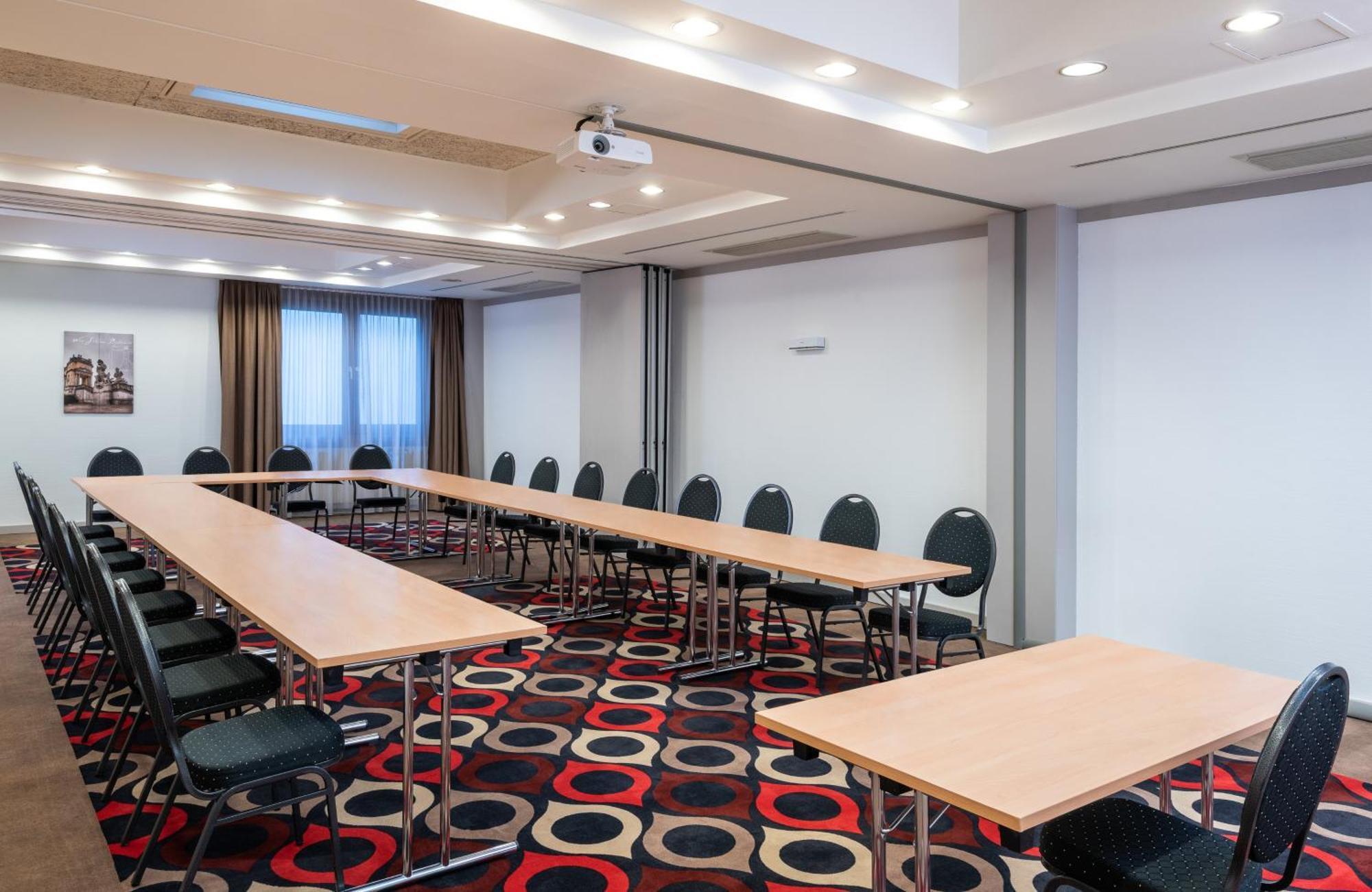 Leonardo Vienna Westbahnhof Hotel Luaran gambar Meeting room